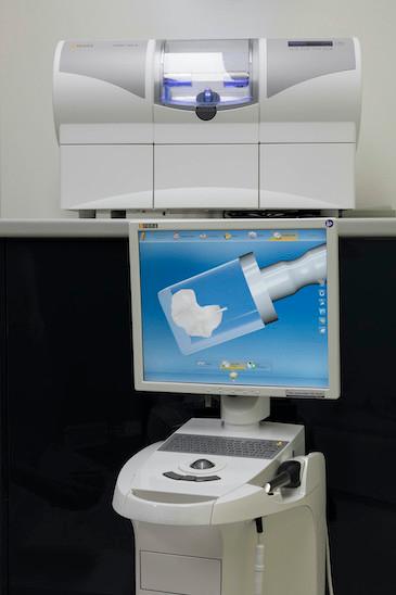 A picture of a dental crown in a computer in Oatley, NSW